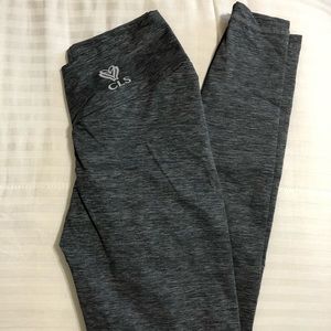 CLS custom scrunch butt leggings
